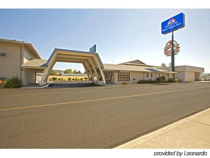 Americas Best Value Inn Roseburg Esterno foto